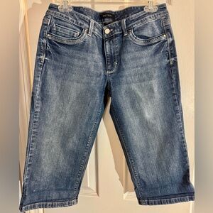 White House Black Market Pedal Pusher Capri Jeans Size 8